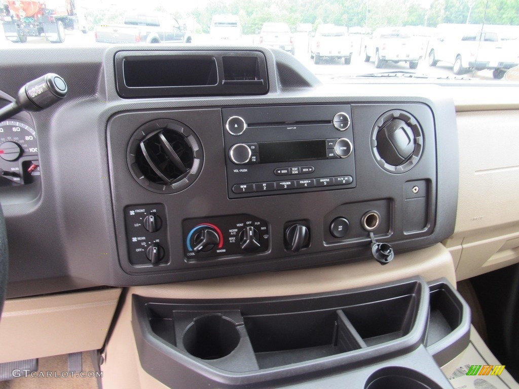 2013 E Series Van E350 XLT Extended Passenger - Pueblo Gold Metallic / Medium Pebble photo #18