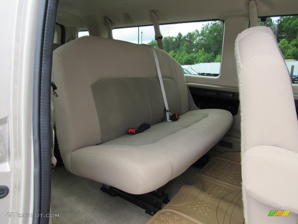 2013 E Series Van E350 XLT Extended Passenger - Pueblo Gold Metallic / Medium Pebble photo #37
