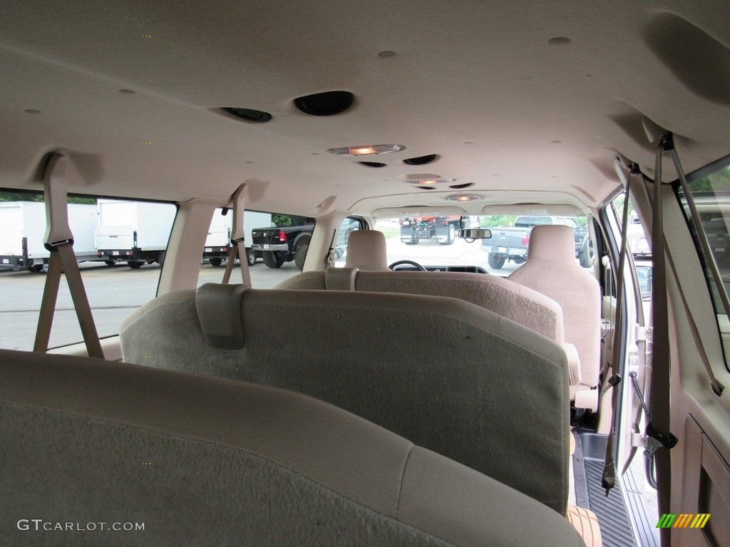 2013 E Series Van E350 XLT Extended Passenger - Pueblo Gold Metallic / Medium Pebble photo #41