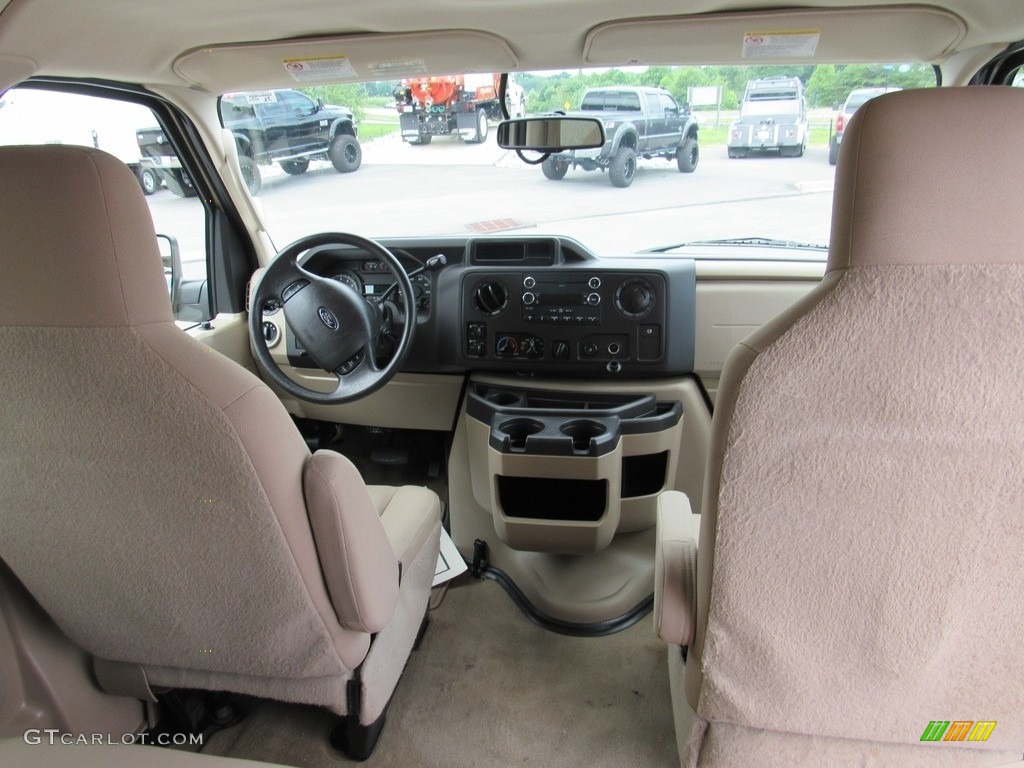 2013 E Series Van E350 XLT Extended Passenger - Pueblo Gold Metallic / Medium Pebble photo #50