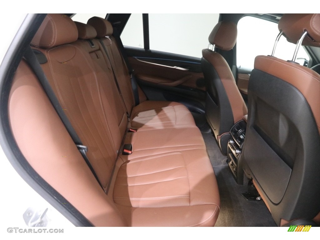 2018 X5 xDrive35i - Alpine White / Terra photo #17