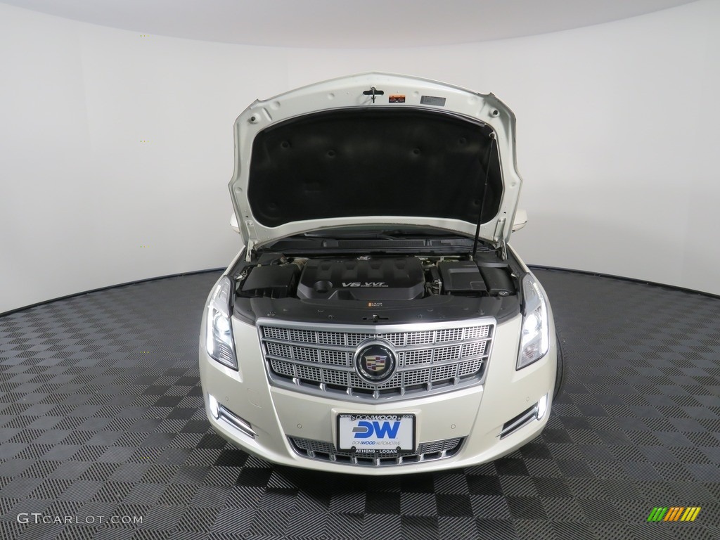 2013 XTS Platinum AWD - White Diamond Tricoat / Jet Black/Light Wheat Opus Full Leather photo #8