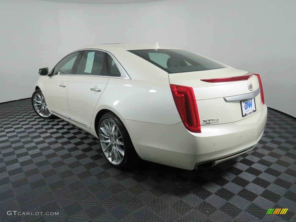 2013 XTS Platinum AWD - White Diamond Tricoat / Jet Black/Light Wheat Opus Full Leather photo #13