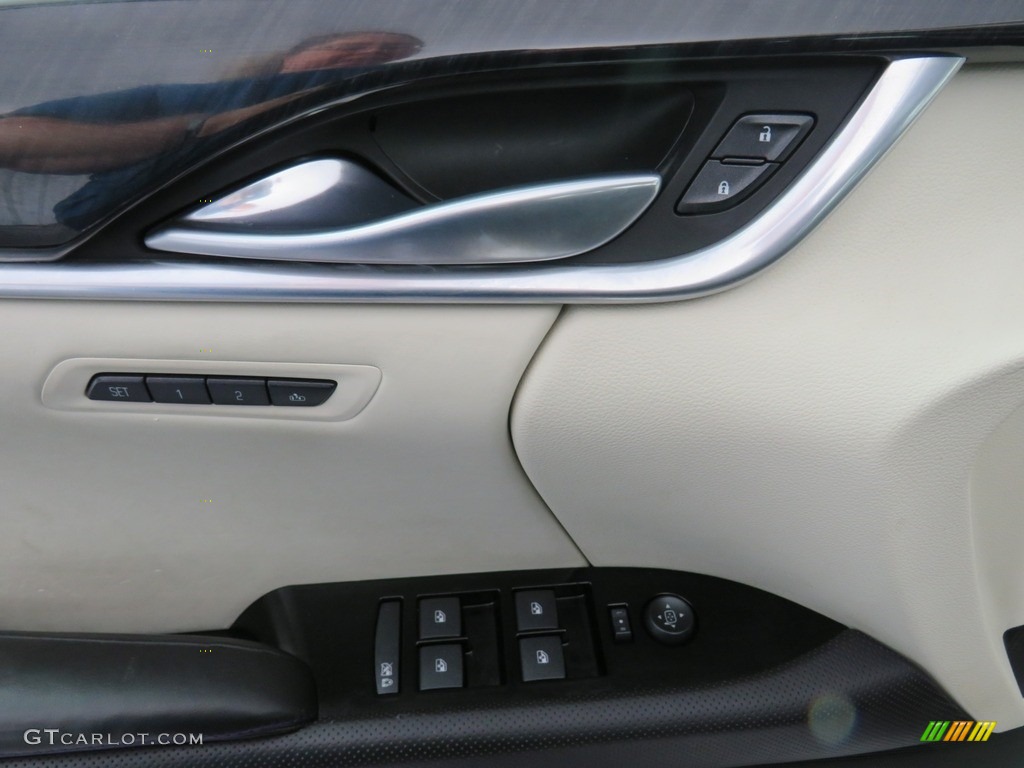 2013 XTS Platinum AWD - White Diamond Tricoat / Jet Black/Light Wheat Opus Full Leather photo #21