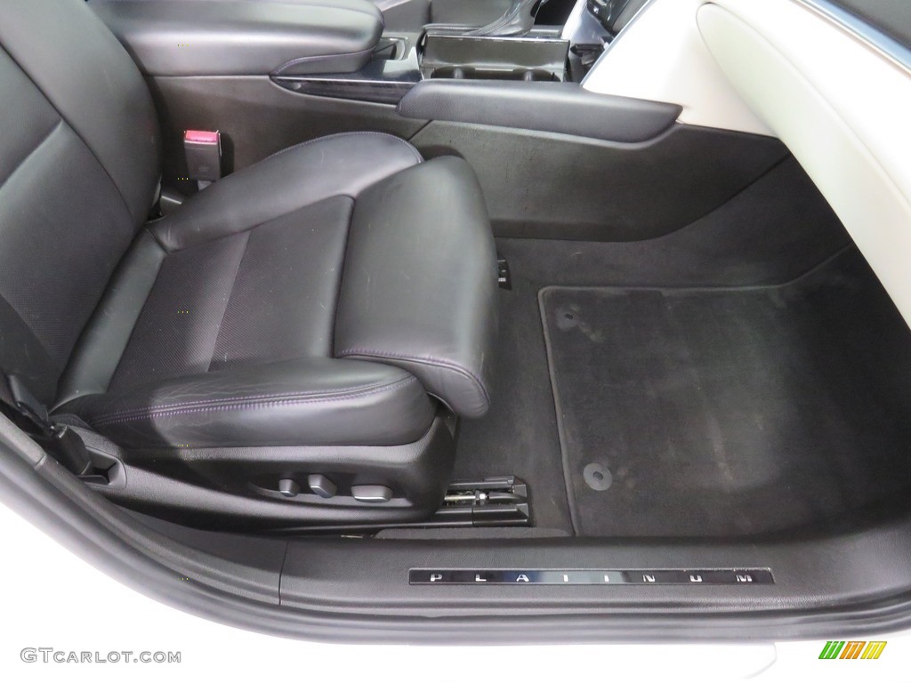 2013 XTS Platinum AWD - White Diamond Tricoat / Jet Black/Light Wheat Opus Full Leather photo #33