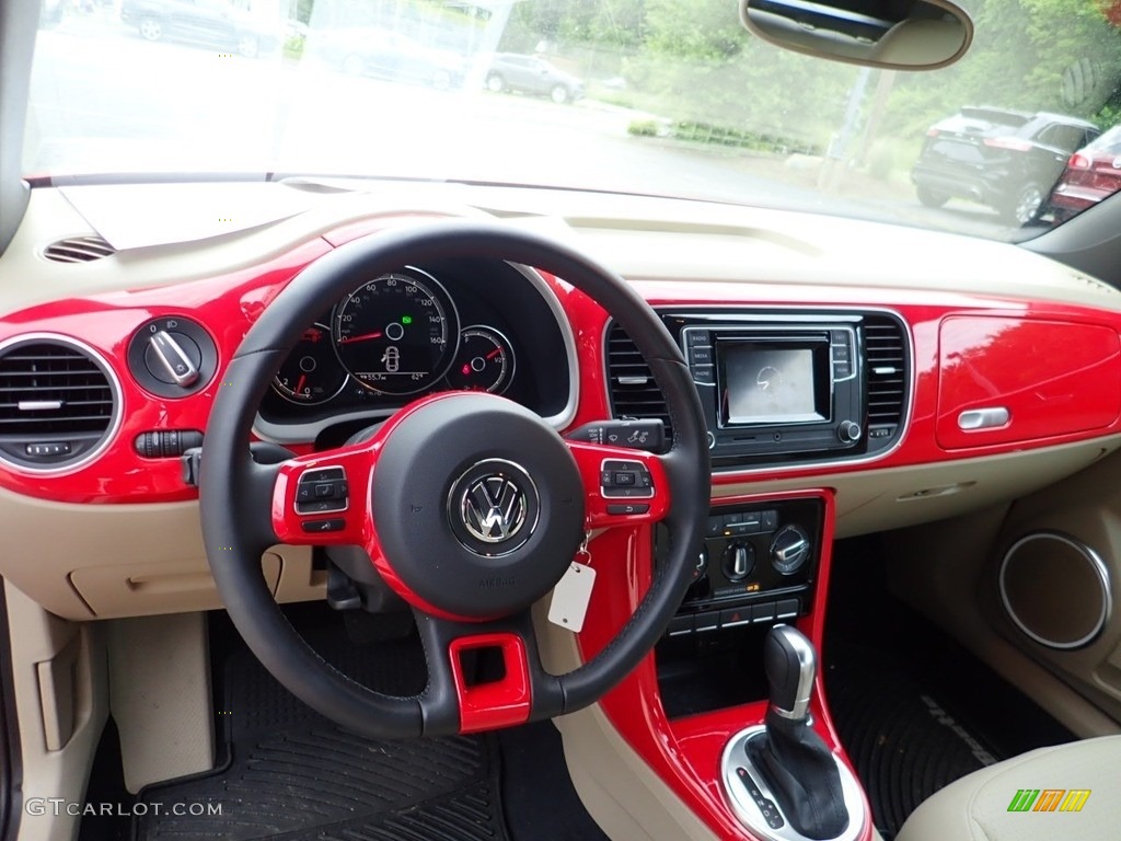 2019 Volkswagen Beetle S Black/Beige Dashboard Photo #138342135