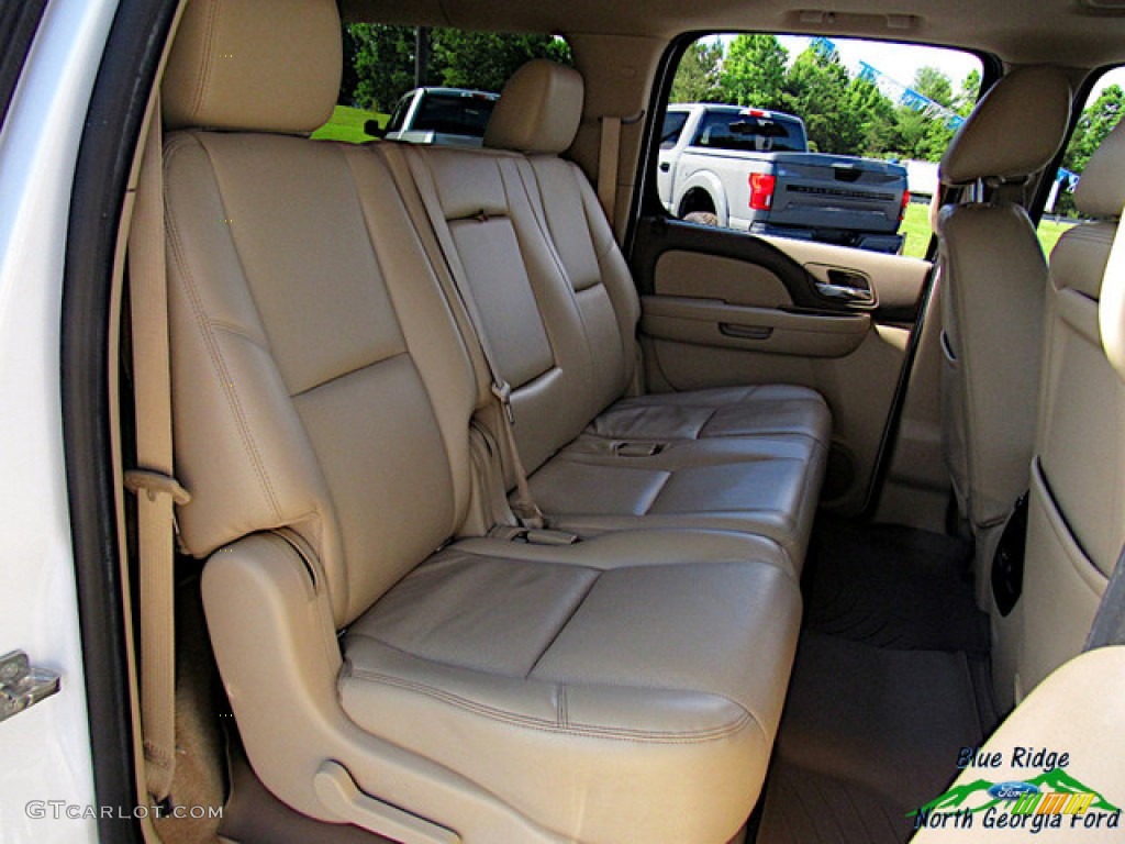 2014 Suburban LTZ 4x4 - Summit White / Light Cashmere/Dark Cashmere photo #16