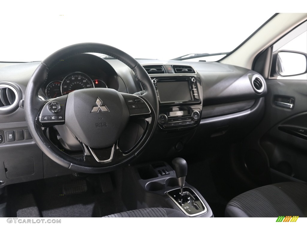 2017 Mitsubishi Mirage G4 SE Dashboard Photos