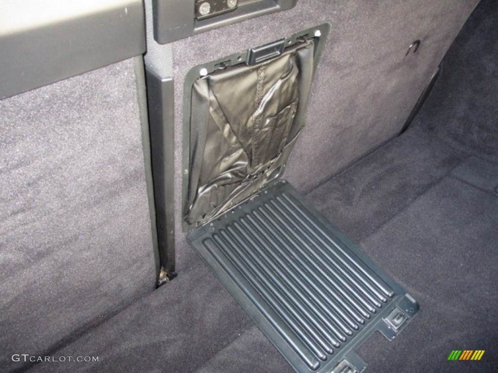 2009 Cayenne  - Crystal Silver Metallic / Black photo #64