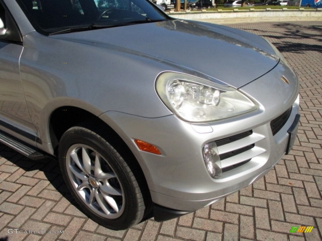 2009 Cayenne  - Crystal Silver Metallic / Black photo #69