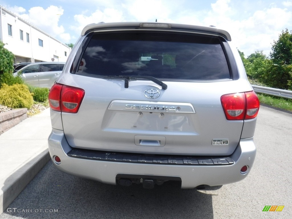 2017 Sequoia SR5 4x4 - Silver Sky Metallic / Graphite photo #16