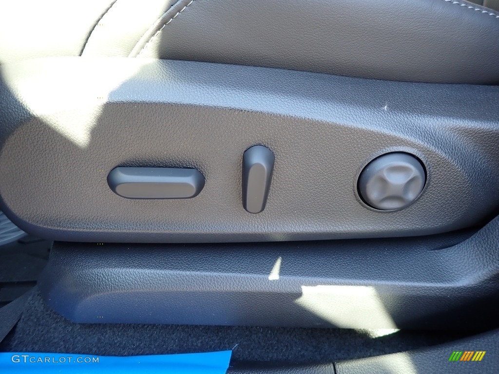 2020 Envision Essence AWD - Satin Steel Metallic / Ebony photo #13