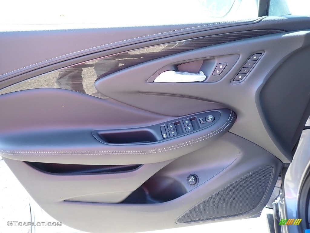 2020 Envision Essence AWD - Satin Steel Metallic / Ebony photo #17