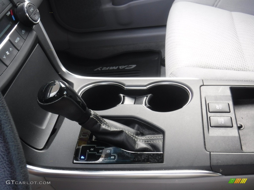2017 Camry Hybrid LE - Parisian Night Pearl / Ash photo #21