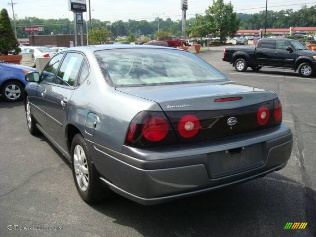 2004 Impala  - Medium Gray Metallic / Medium Gray photo #5