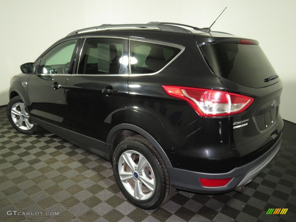 2013 Escape SE 1.6L EcoBoost 4WD - Tuxedo Black Metallic / Charcoal Black photo #9