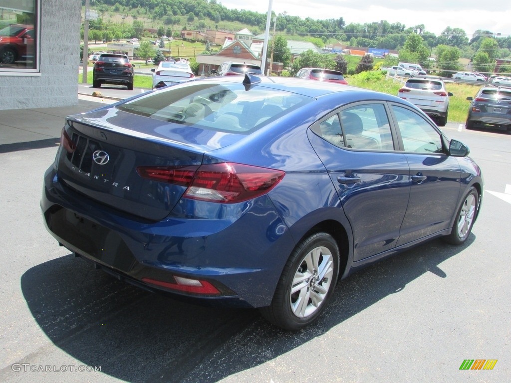 2019 Elantra SEL - Lakeside Blue / Gray photo #9