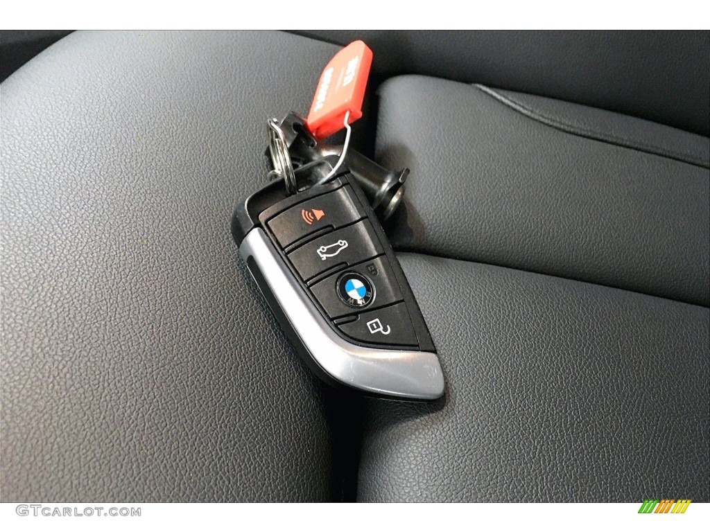 2020 X3 sDrive30i - Dark Graphite Metallic / Black photo #11
