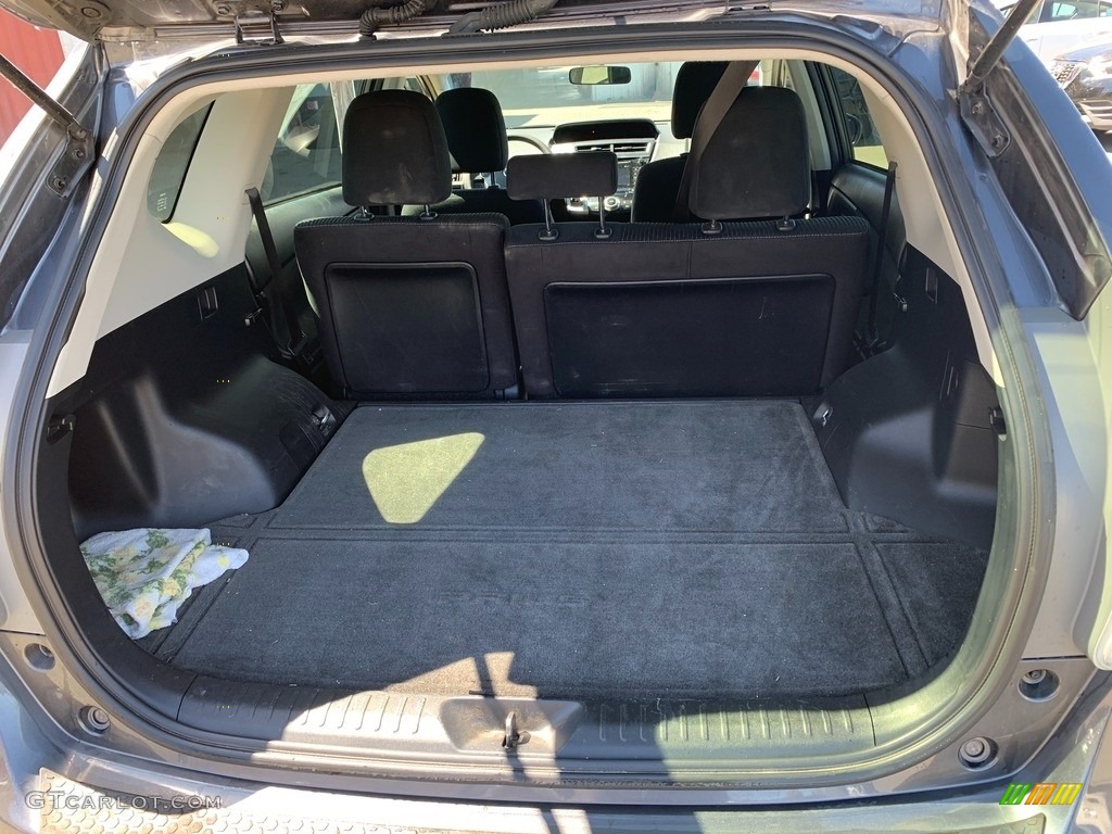 2016 Prius v Two - Magnetic Gray Metallic / Black photo #6