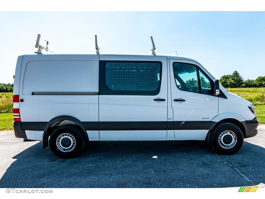 2014 Sprinter 2500 Cargo Van - Arctic White / Tunja Black photo #3