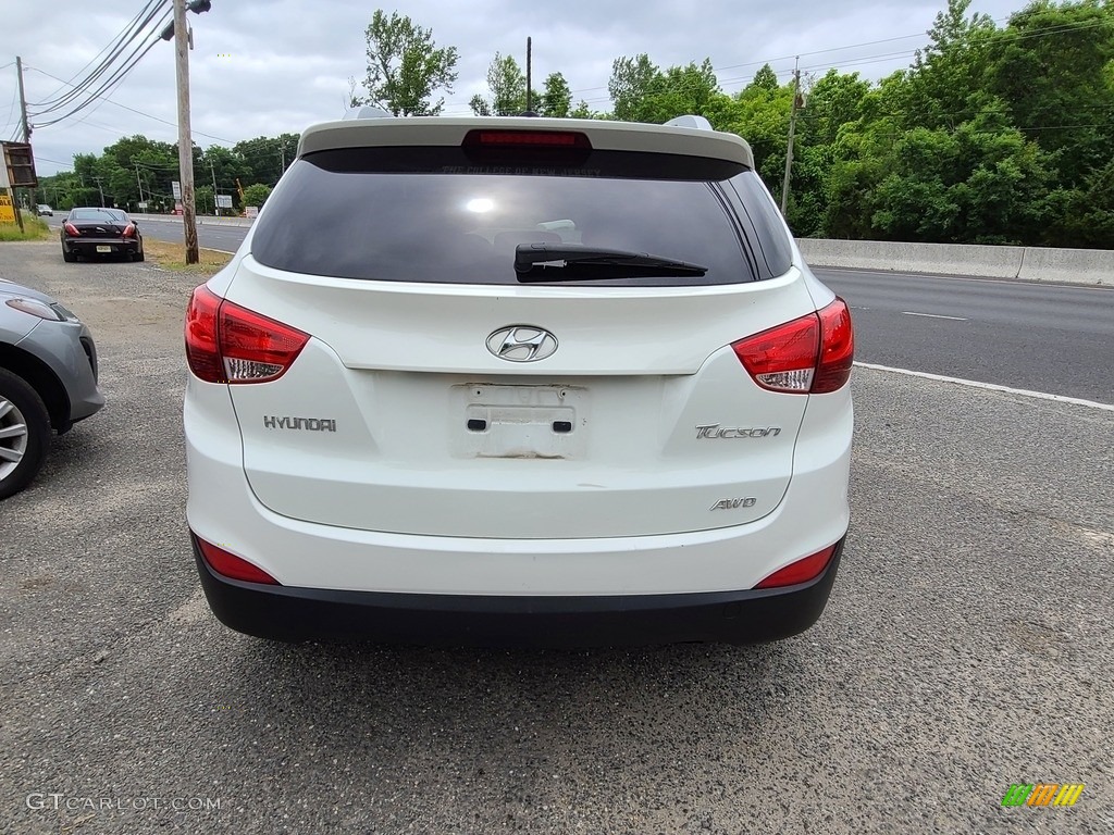 2012 Tucson GLS AWD - Cotton White / Taupe photo #8