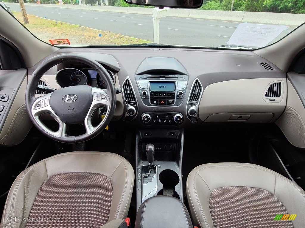 2012 Tucson GLS AWD - Cotton White / Taupe photo #11