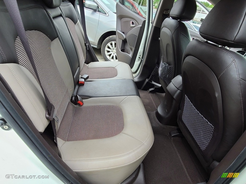2012 Tucson GLS AWD - Cotton White / Taupe photo #15