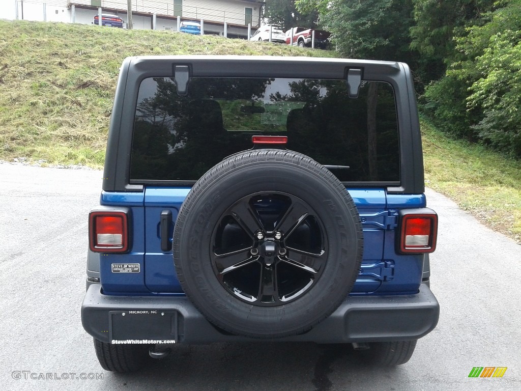 2020 Wrangler Unlimited Altitude 4x4 - Ocean Blue Metallic / Black photo #7