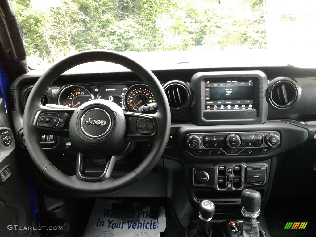 2020 Wrangler Unlimited Altitude 4x4 - Ocean Blue Metallic / Black photo #16