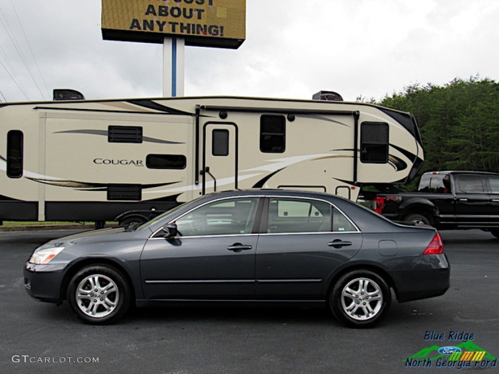 2007 Accord SE Sedan - Graphite Pearl / Gray photo #2