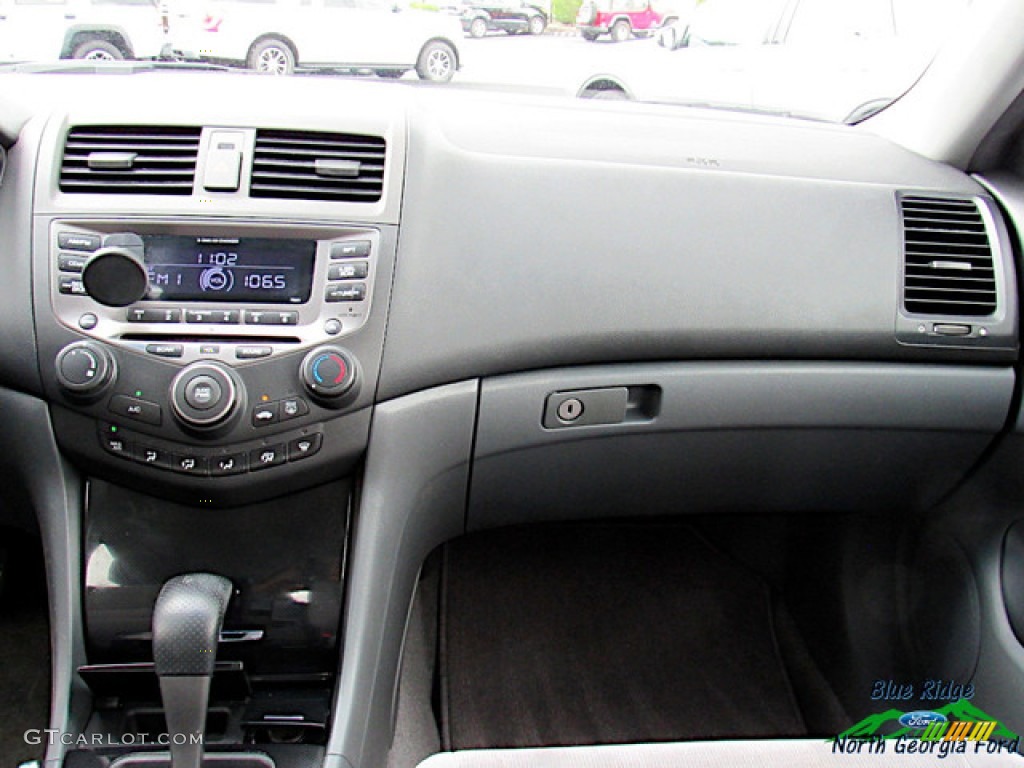 2007 Accord SE Sedan - Graphite Pearl / Gray photo #15