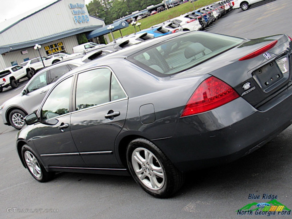 2007 Accord SE Sedan - Graphite Pearl / Gray photo #29