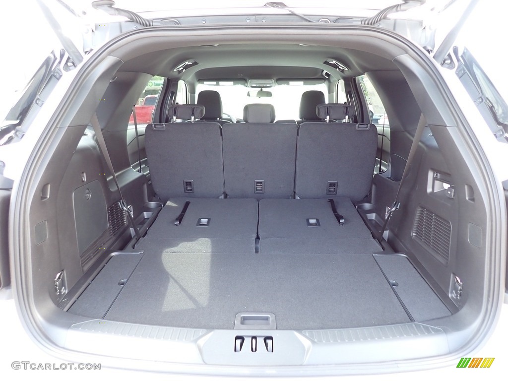 2020 Explorer XLT 4WD - Oxford White / Ebony photo #5