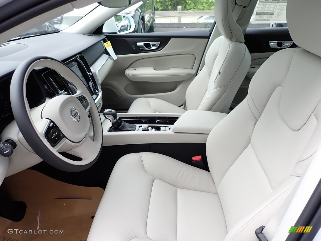Blond Interior 2020 Volvo S60 T6 AWD Momentum Photo #138376252