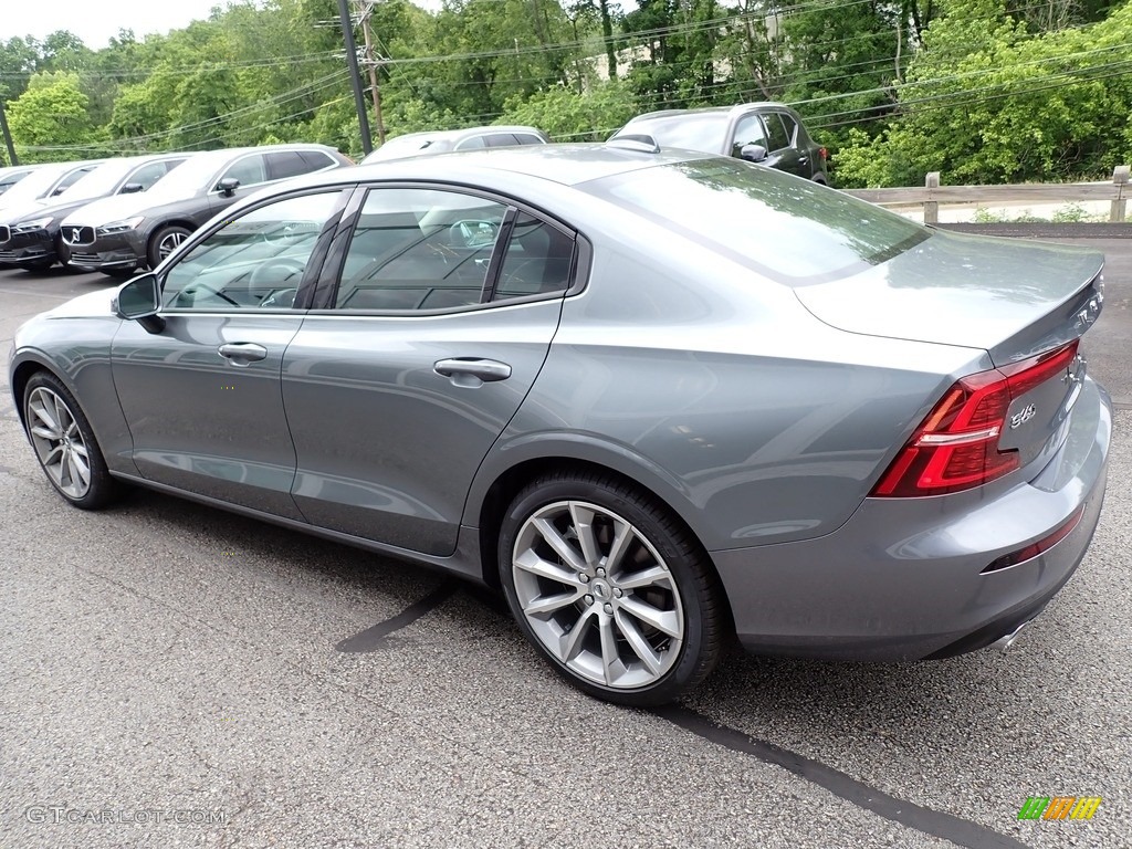 Osmium Gray Metallic 2020 Volvo S60 T6 AWD Momentum Exterior Photo #138376555