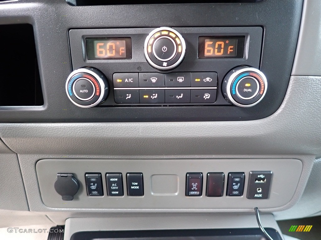 2016 Nissan NV 3500 HD SL Passenger Controls Photos