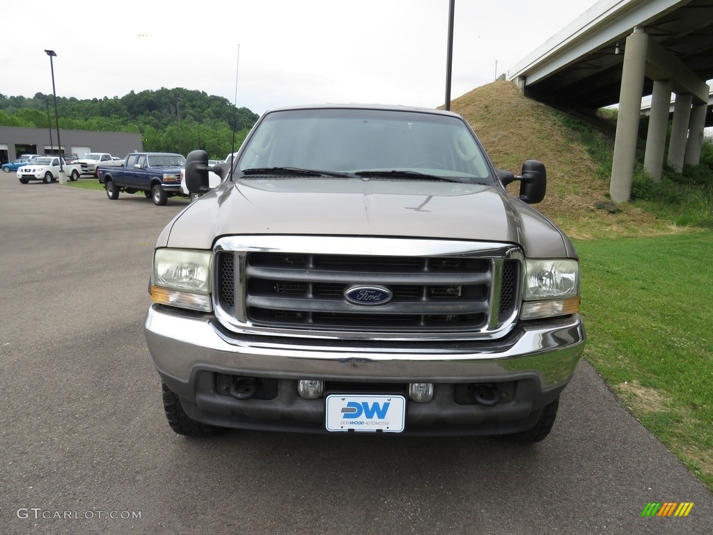 2003 F250 Super Duty XL Crew Cab 4x4 - Arizona Beige Metallic / Medium Flint Grey photo #4