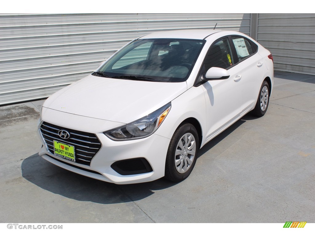 2020 Accent SE - Frost White Pearl / Black photo #4