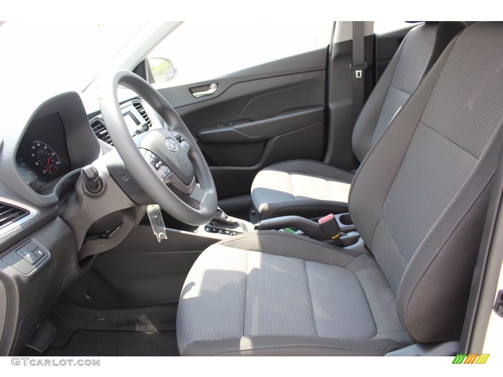 2020 Accent SE - Frost White Pearl / Black photo #10