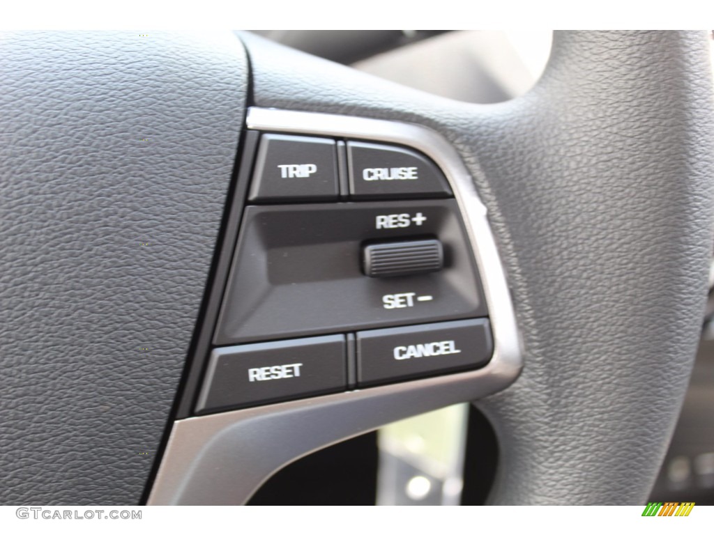 2020 Accent SE - Frost White Pearl / Black photo #12