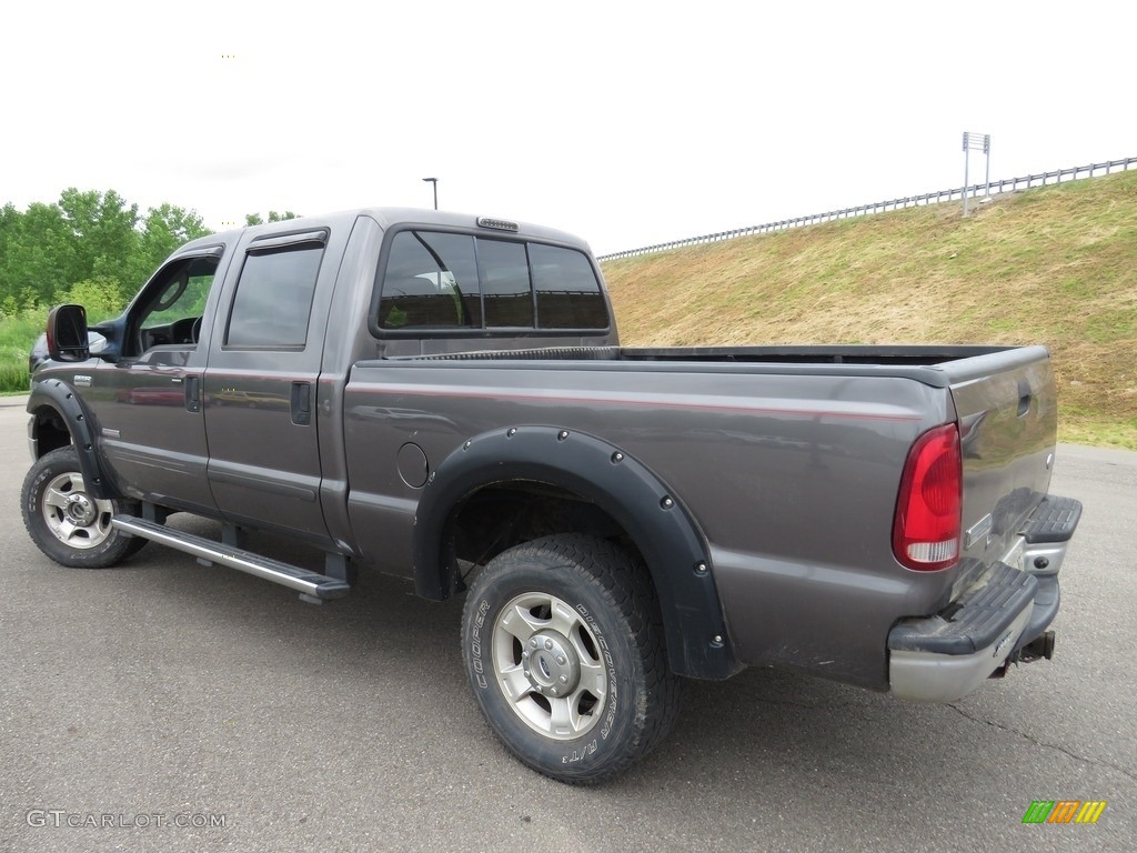 2005 F250 Super Duty XLT Crew Cab 4x4 - Dark Stone Metallic / Medium Flint photo #7