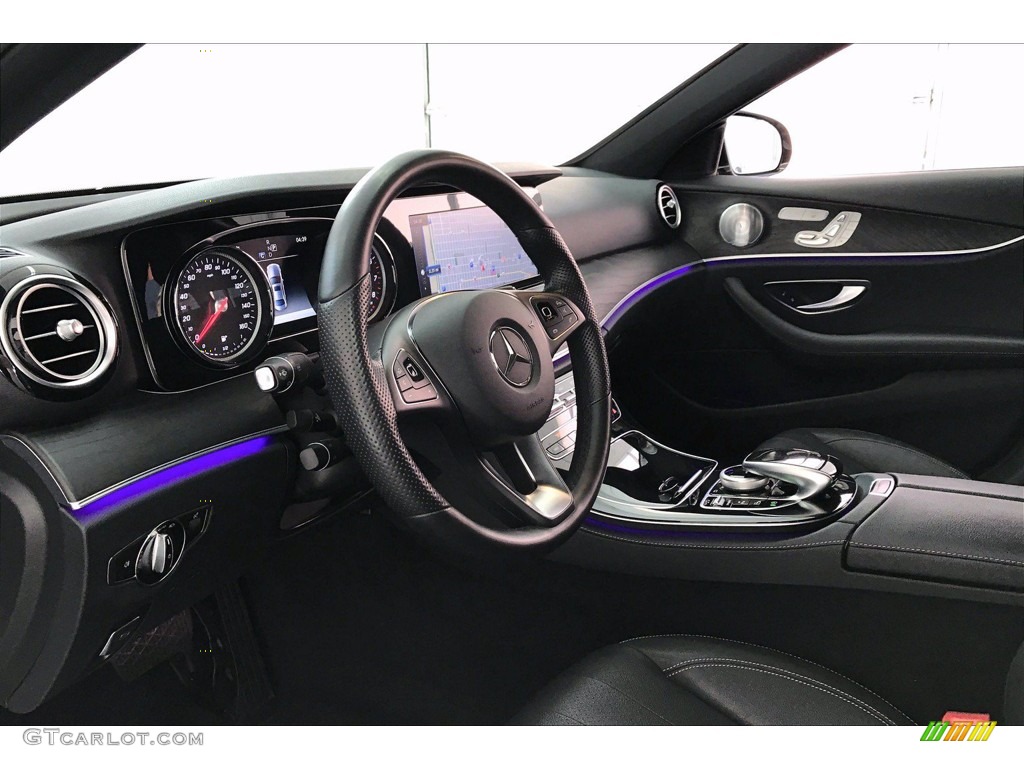 2017 E 300 Sedan - designo Selenite Grey Magno (matte) / Black photo #22