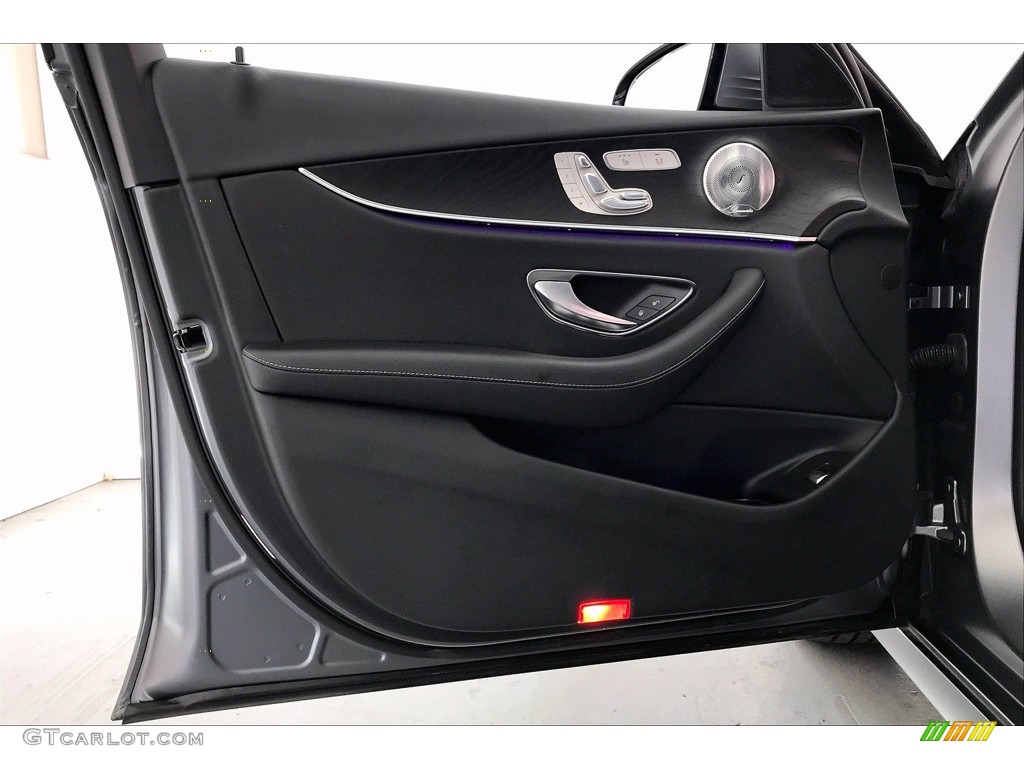 2017 Mercedes-Benz E 300 Sedan Black Door Panel Photo #138379594
