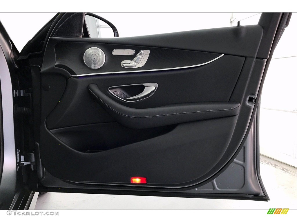 2017 Mercedes-Benz E 300 Sedan Black Door Panel Photo #138379762