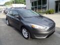 2017 Magnetic Ford Focus SE Hatch  photo #9
