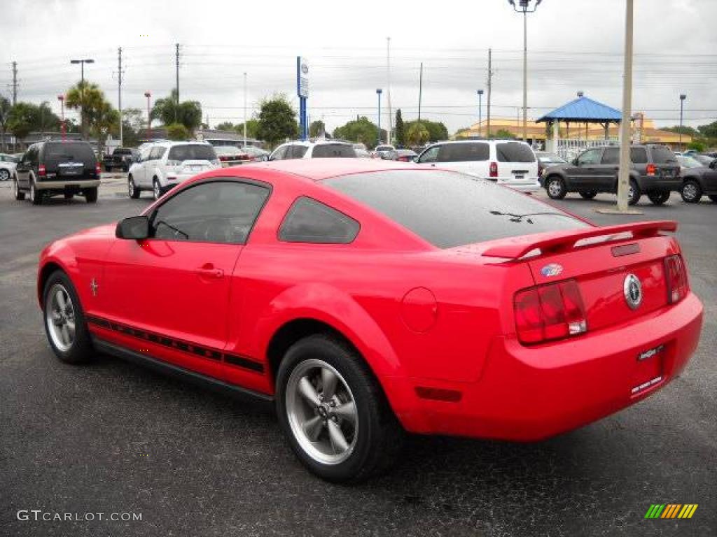 2006 Mustang V6 Premium Coupe - Torch Red / Dark Charcoal photo #11