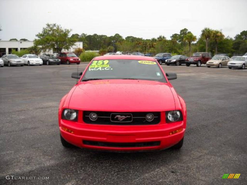 2006 Mustang V6 Premium Coupe - Torch Red / Dark Charcoal photo #13