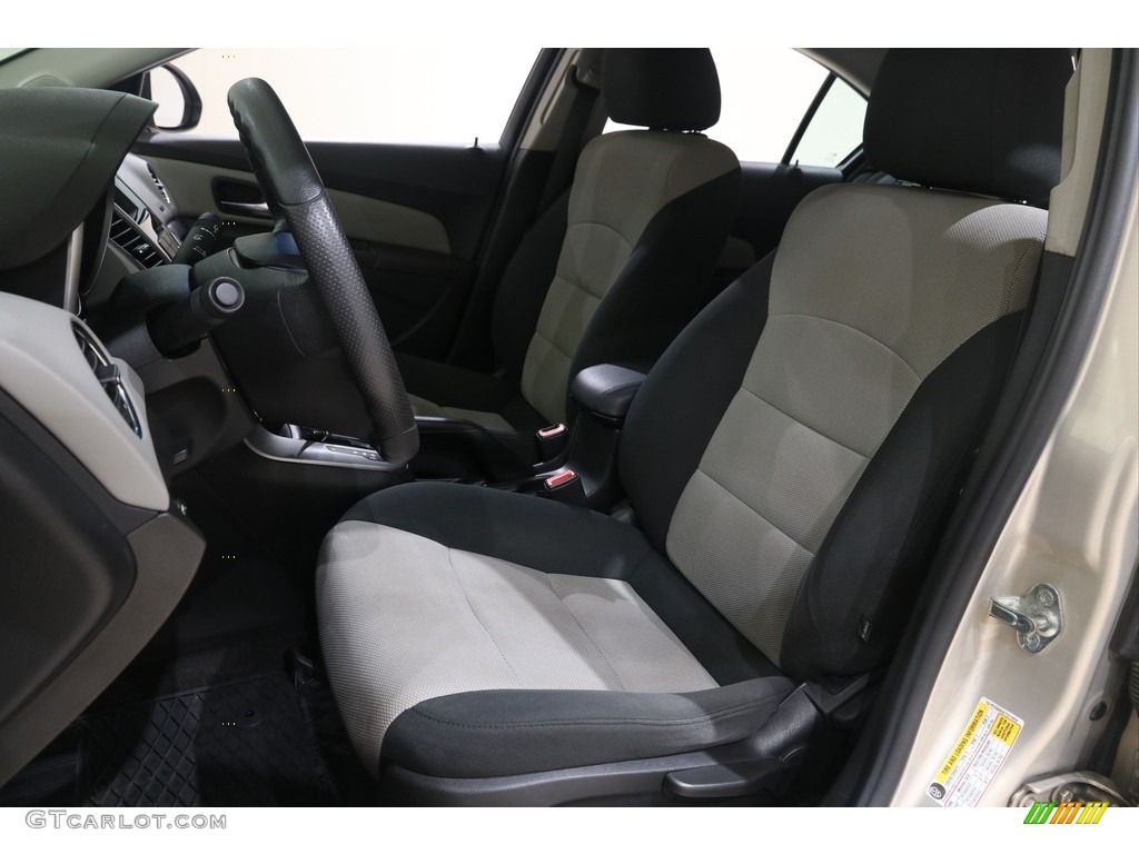 2012 Cruze LS - Gold Mist Metallic / Jet Black/Medium Titanium photo #5