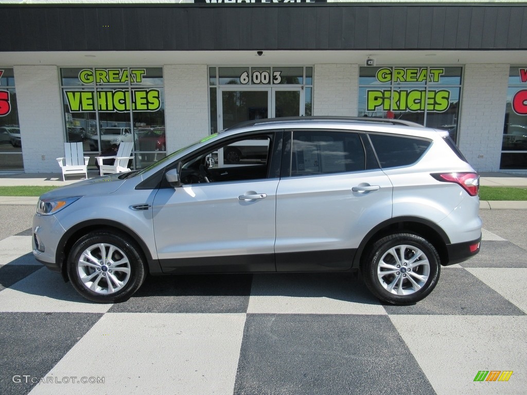 2018 Escape SE - Ingot Silver / Charcoal Black photo #1