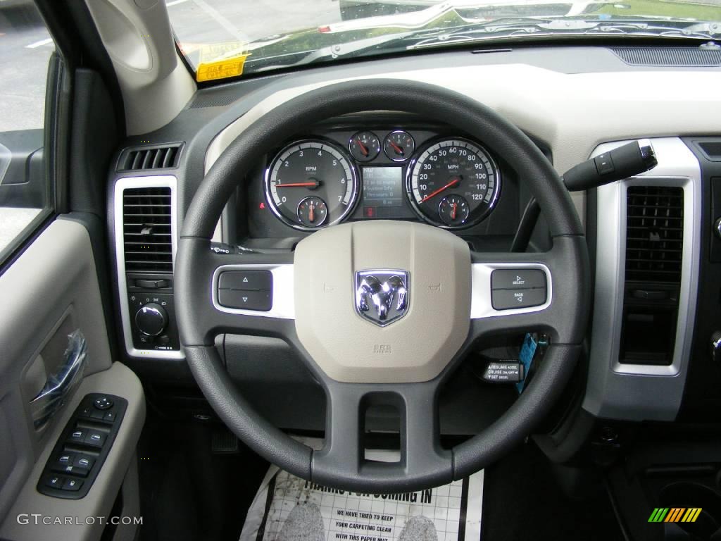 2009 Ram 1500 SLT Crew Cab - Brilliant Black Crystal Pearl / Dark Slate/Medium Graystone photo #10